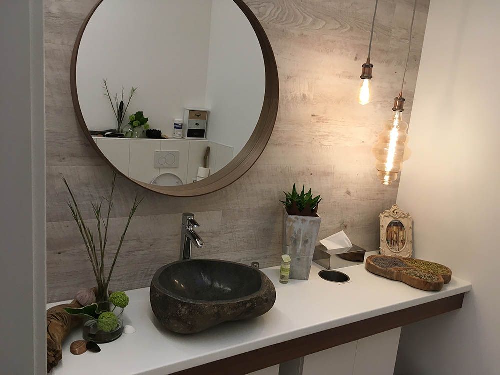 Dorfschönheit - Naturlich gepflegt - Kosmetik-Fusspflege -Massage